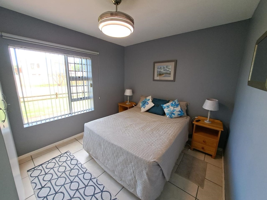 To Let 2 Bedroom Property for Rent in Hartenbos Central Western Cape